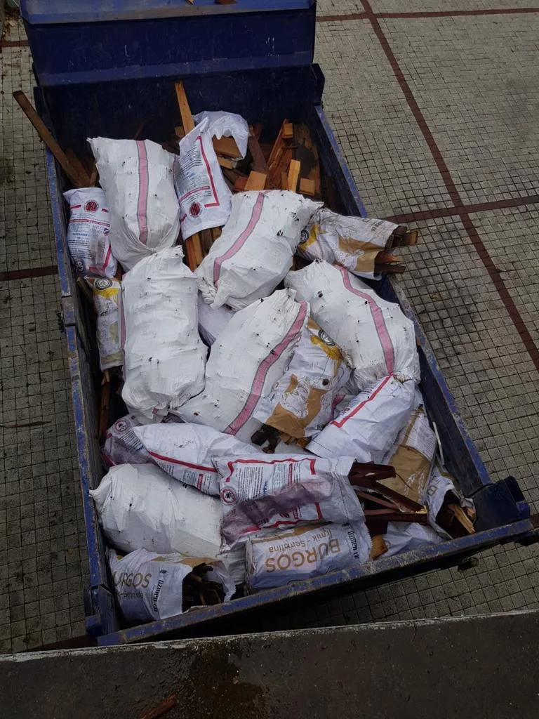 Çuvallı Moloz Atma