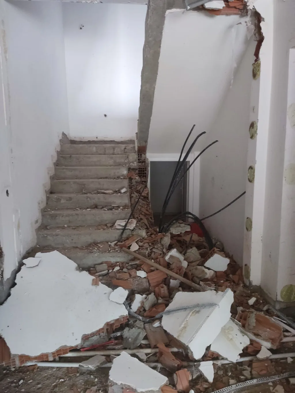 Perde Beton Kirma